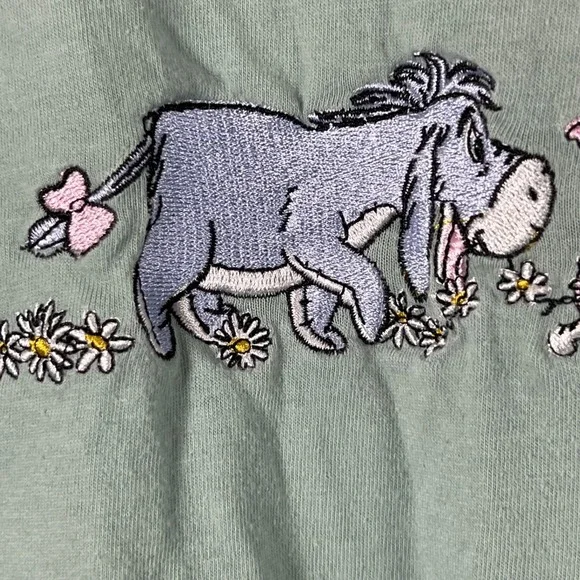 Disney Womens Green Pooh Piglet Tiger Embroidered Short Sleeve Nostalgia Top M - Picture 3 of 7